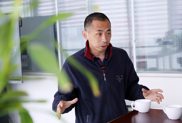 數(shù)據(jù)量大，涉及到全球八個(gè)不同地方的望遠(yuǎn)鏡